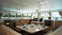 Lagoon 500 Salon